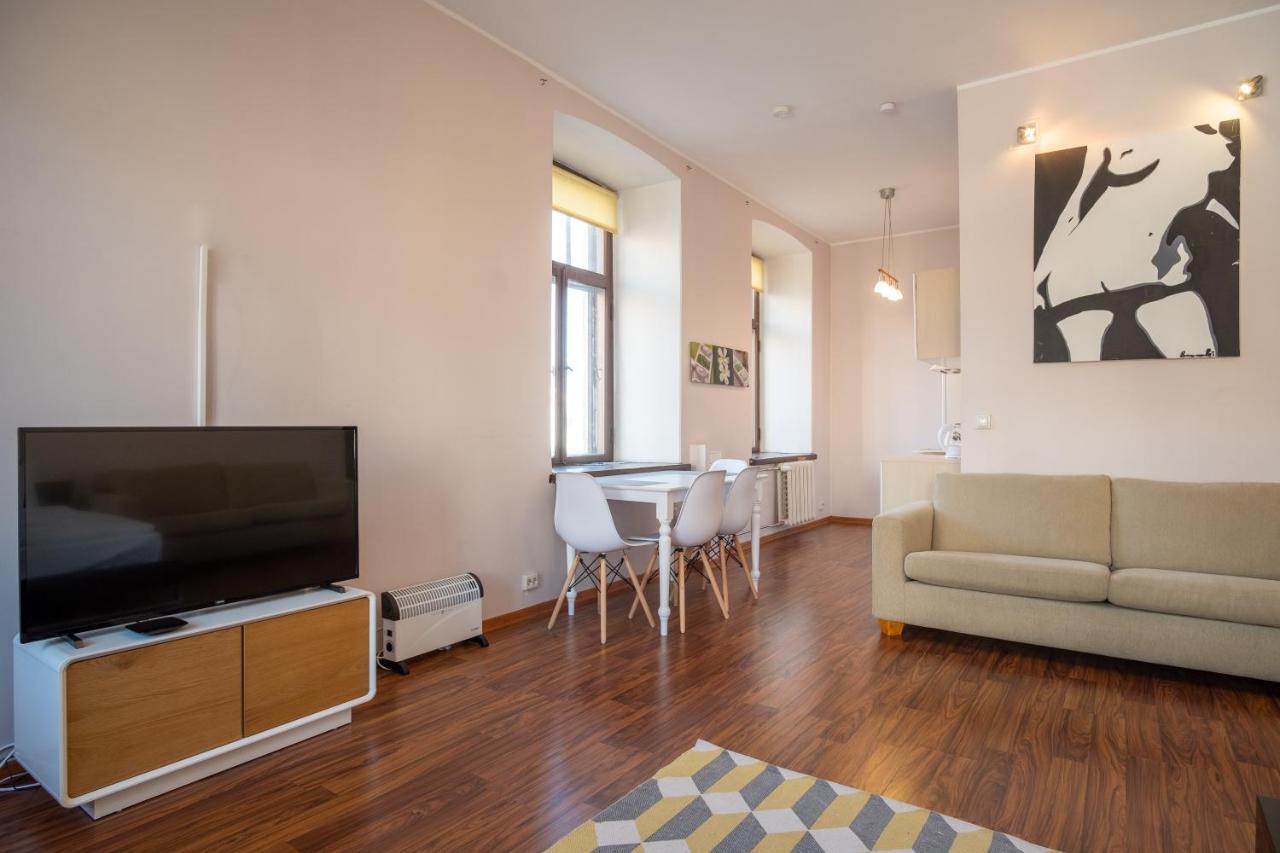 Old Town Studio Apartment - Uus Street 24 Tallinn Exteriör bild