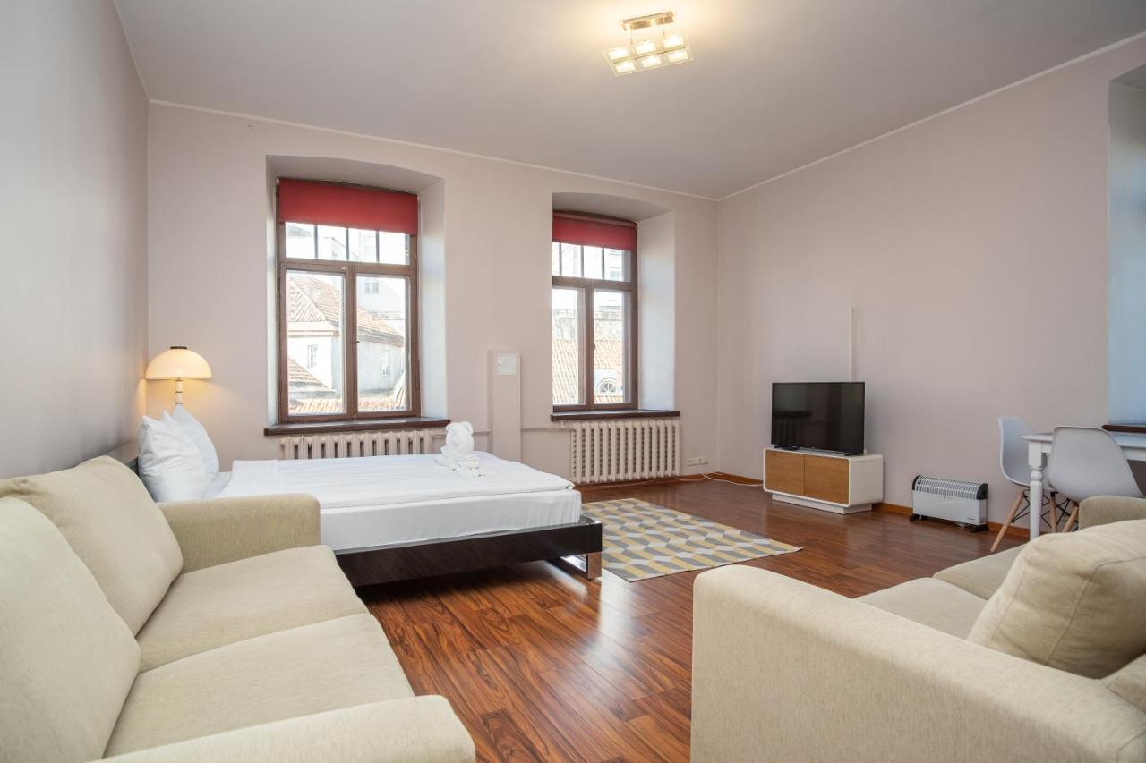 Old Town Studio Apartment - Uus Street 24 Tallinn Exteriör bild